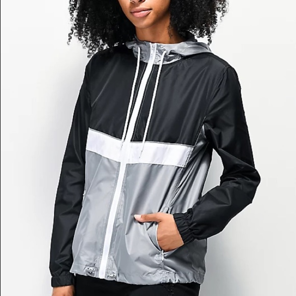 Women’s Windbreaker